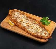 Пиде с говяжьем фаршем (кыймалы)