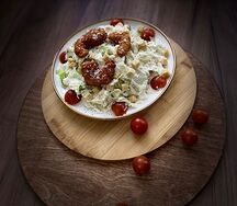Салат Цезарь с креветками