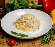 Тальолини с ветчиной и грибами
