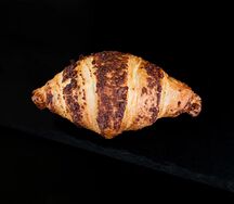 Круассан шоколадный