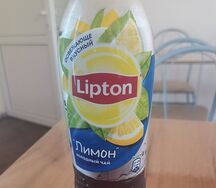 Холодный черный чай Lipton Лимон