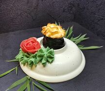 Суши с креветкой запеченные