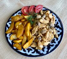 Курица с грибами и картофелем по-деревенски