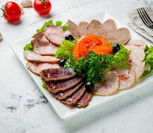 Мясная тарелка