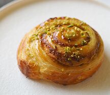 Улитка с маком