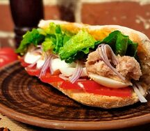 Панини с тунцом