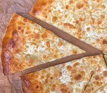 Хачапури по-мегрельски с ветчиной и сыром