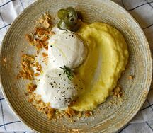 Щучьи котлетки с французским пюре и халапеньо