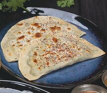 Кутабы с зеленью и сыром