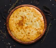 Осетинский пирог с картофелем и сыром