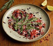 Карпаччо с рукколой
