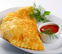 Чебурек с картошкой и луком