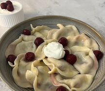 Вареники домашние с вишней