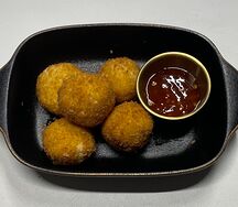 Сырные крокеты 