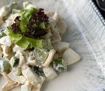 Салат с кальмаром