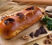 Шоколадный пирог с грецкими орехами