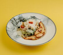 Цезарь с курицей