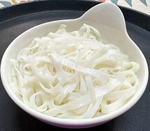 Плоская рисовая лапша