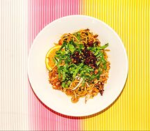 Лапша с курицей в китайском стиле