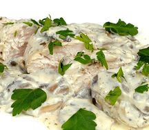 Куриное филе в сливочном соусе