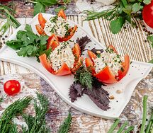 Помидоры, фаршированные сыром