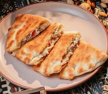 Хачапури по-гурийски с курицей