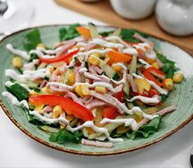 Салат Нежный с кукурузой