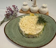Салат Каприз с ананасами