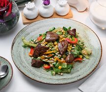 Осенние краски с куриной печенью и медовой заправкой