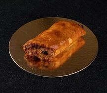 Грузинская када с изюмом и орехами