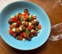 Салат с колбасками 