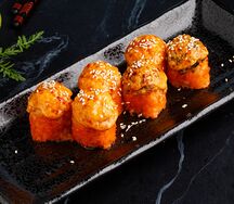 Запеченный ролл с крабом