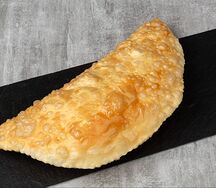 Чебурек с курицей и сыром