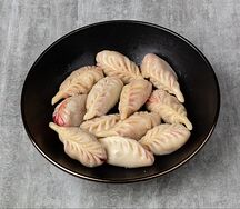 Вареники с чёрной смородиной