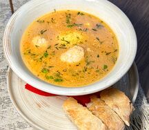 Суп с фрикадельками из индейки и куриного филе