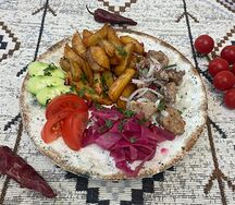 Бедный грузин с курицей