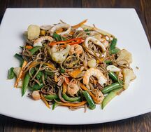 Лапша гречневая с морепродуктами