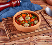 Суп с мясными фрикадельками