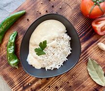 Рис отварной с соусом бешамель