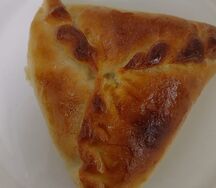 Беляш с мясом 