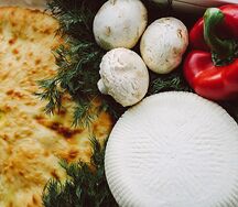 Пирог с мясом, сыром и болгарским перцем