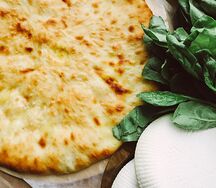Пирог с сыром и свекольными листьями