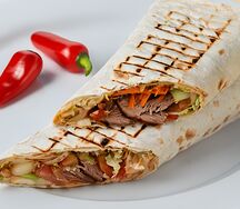 Донер Кавказский в лаваше