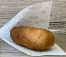 Сосиска в тесте жареная