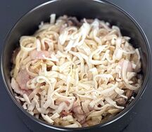 Сливочный удон с беконом