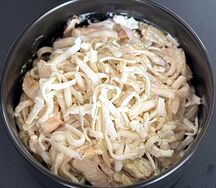 Сливочный удон с курицей