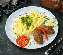 Люля-кебаб с гарниром