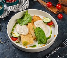 Шницель куриный со сливочно-грибным соусом