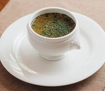Тройная уха с форелью, осетриной и судаком