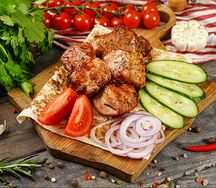 Шашлык из cвинoй шейки